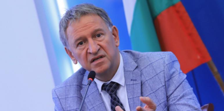 Кацаров призна: Критична е ситуацията с интензивните ковид легла