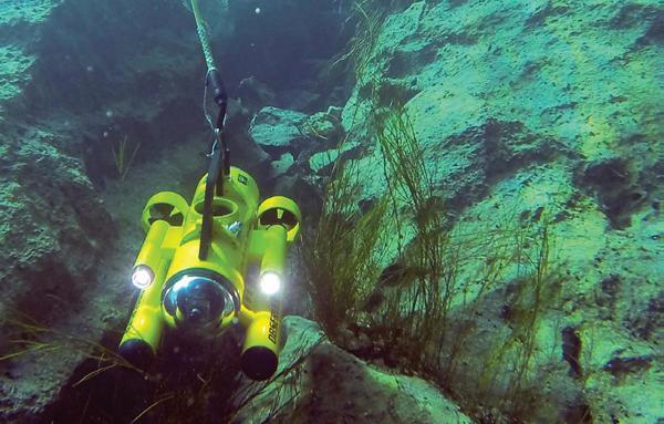 Робот за подводно проучване ще следи състоянието на бургаския залив