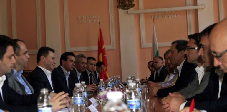 България подкрепя Македония за НАТО и ЕС