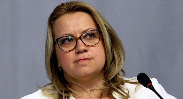 Стотици социалисти зад Деница Златева
