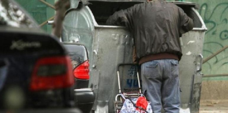 Бедността в България расте, дупката между бедни и богати се увеличава