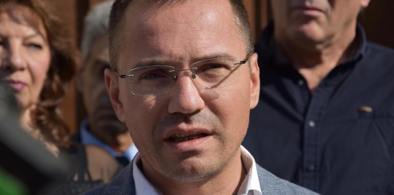 Джамбазки: Ще забраня гей парада!