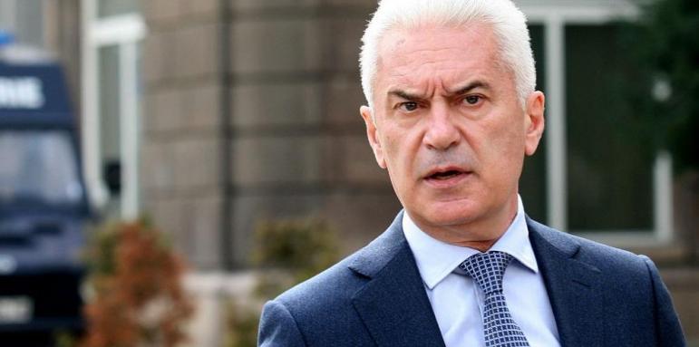 Сидеров хвърля оставка като депутат, кани и Джамбазки