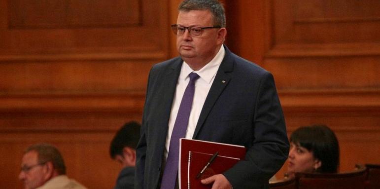 Избраха Цацаров, днес  подава оставка във ВСС