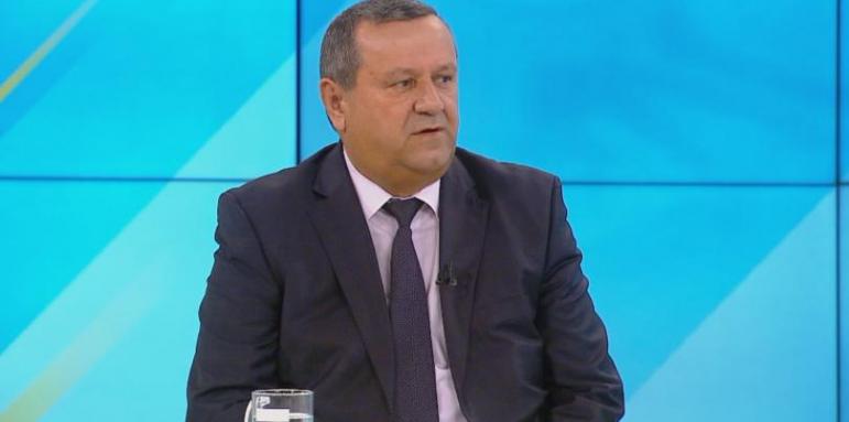 Адемов: Финанси има, ще се подпомагат работещите