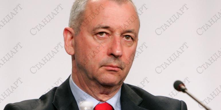 Пирински: Важно е кого избираме, а не кога