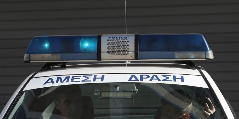 Български изверги пребивали проститутки в Гърция