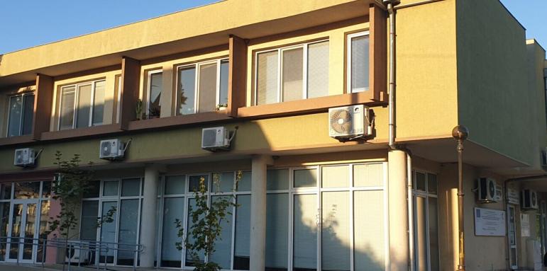 Полиция влезе в община Поморие, изземват документи