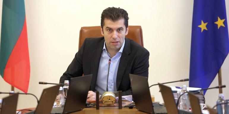Петков обвини Русия в изнудване и шантаж