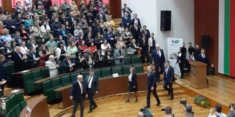 Радев предупреди за продоволствена криза и посочи грешките