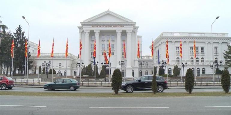 Скопие запазва нахалния тон към София