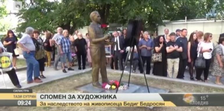 Поставиха монумент на художника Бедиг Бедросян в Силистра