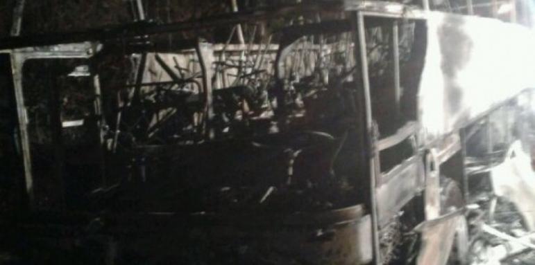 Български автобус изгоря във Франция