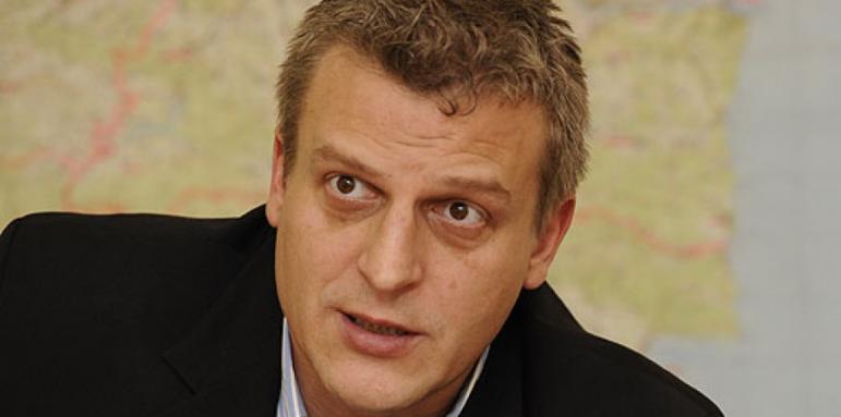 Източват касата с Лимончо и Портокалчо