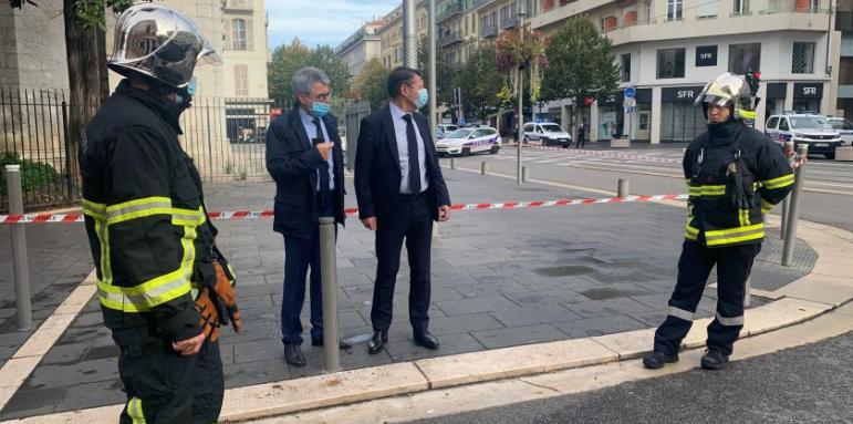 Един убит и ранени до църква в Ница