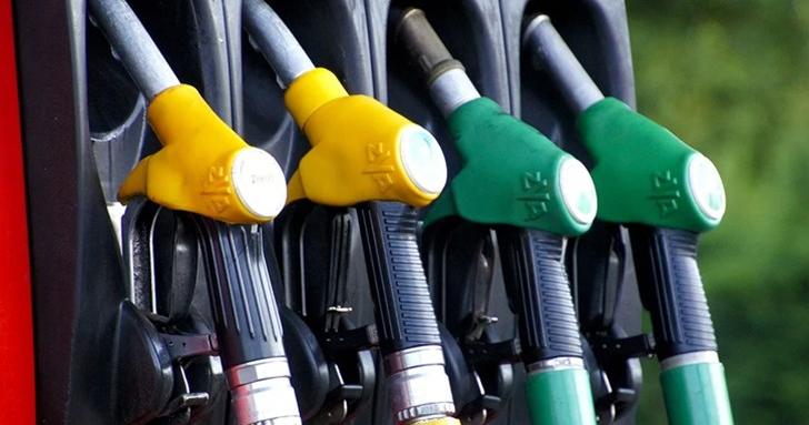 Търговците на горива посочиха кой е виновен за високите цени