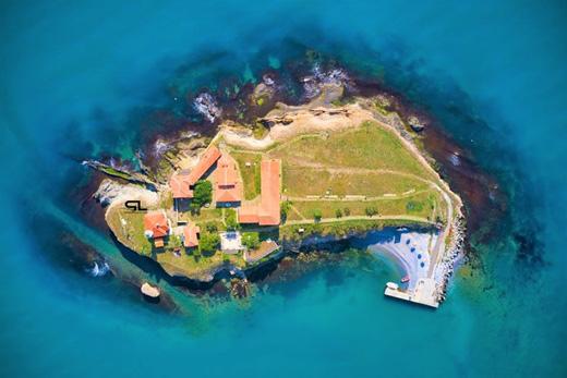 Остров Света Анастасия ви кани на „Биле Фест“