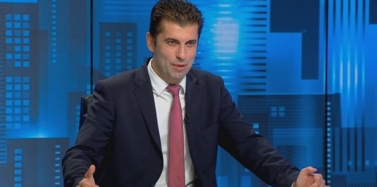 Делян Добрев уличи Петков в 12 лъжи, изречени за 3 минути